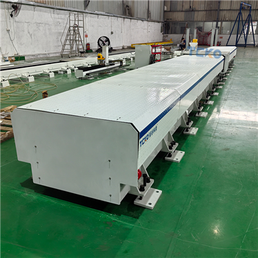 全封閉機(jī)器人地軌